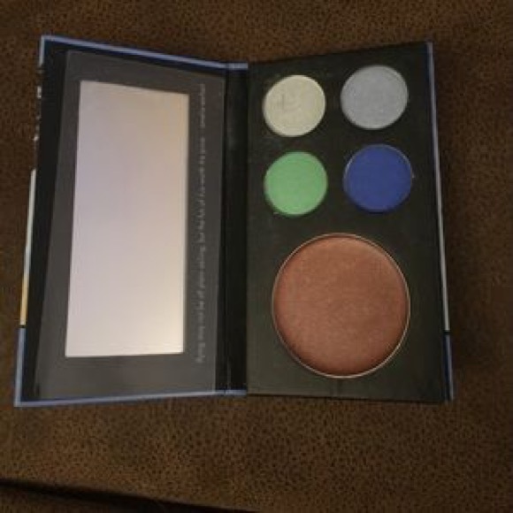 Stila pallet - Picture 3 of 3